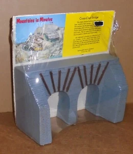 : Mountains in Minutes HO Trains ... "Twin Tunnel Portal Cross-Over-Bridge" - Picture 1 of 8