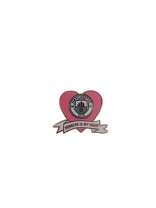 I LOVE MANCHESTER CITY PINK PIN BADGE FREE UK POST - Picture 1 of 3