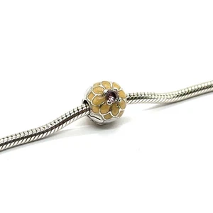 EMAILLE GELB BLÜHENDE DAHLIENBLUME MIT ROSA CZ IN DER MITTLEREN PANDORA (EPJ031072) - Bild 1 von 5