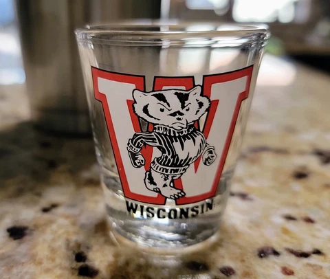 WISCONSIN BADGERS Mascot SHOT GLASS Cover
