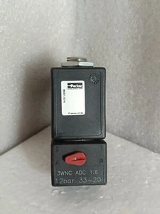 PARKER 85301-101K 3-WAY DIRECT ACTING SOLENOID VALVE 110/60 - Picture 1 of 6