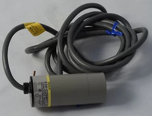 E2K-C25MY1-US OMRON E2K C25MY1 Capacitive Proximity switch Sensor scr AC IP67 - Picture 1 of 1