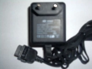 Cargador de red original Sagem para teléfonos móviles Sagem series 900 y 3000 nuevo - Imagen 1 de 1