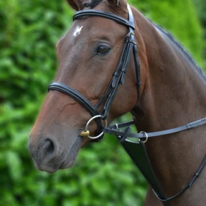 HY Bib Martingale - Picture 1 of 6