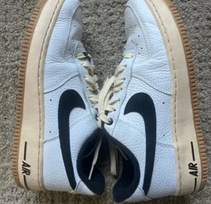 Size 8.5 - Nike Air Force 1 '07 Command Force - White Black W - Picture 1 of 5