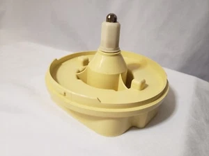 Oster Regency Kitchen Center Replacement Parts: Salad Maker Adaptor or Driver - Picture 1 of 8