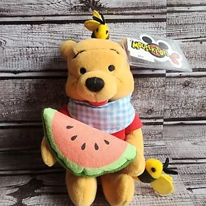 Disney Store Winnie the Pooh Peluche Bolsa de Frijoles Verano Divertido Disfraz de Sandía 8" - Imagen 1 de 6