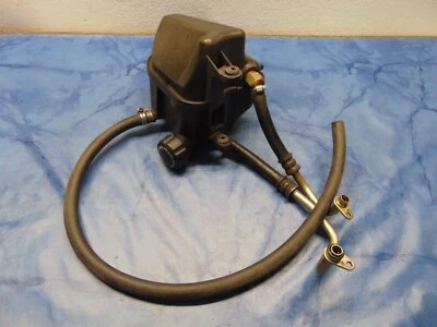 Polaris Predator 500, Öltank - Bild 1 von 3