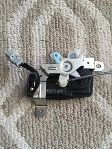 02 03 04 05 06 Honda CR-V CRV Rear Tailgate Glass Latch Lock Actuator M. - Picture 1 of 4