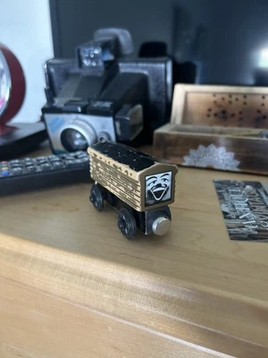 Thomas & Friends van de freio ferroviária de madeira problemática 1994 ímãs planos superiores pretos - Imagem 1 de 4