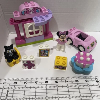 Lego Duplo 10873 Minnie’s Birthday Party part of Set Disney Minnie Mouse Figaro - Image 1 of 4