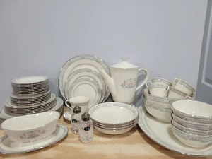 Vajilla LENOX Charleston Bone China --- ELIGE --- - Imagen 1 de 19