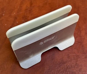 ORICO LOT DE DIVERS SUPPORTS D'ACCESSOIRES INFORMATIQUES - Photo 1/7
