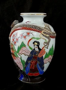 Vintage Japanese Satsuma hand enamelled porcelain dragon head vase 11.5"/29 cm - Picture 1 of 12