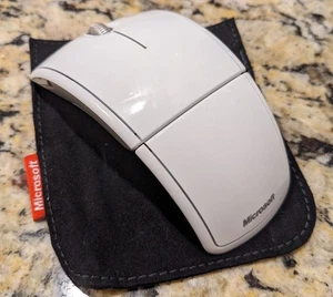 Used Microsoft Arc Mouse 1349 in White 2.4Ghz USB 1350 Transceiver, 1st Gen 2008 - Picture 1 of 7