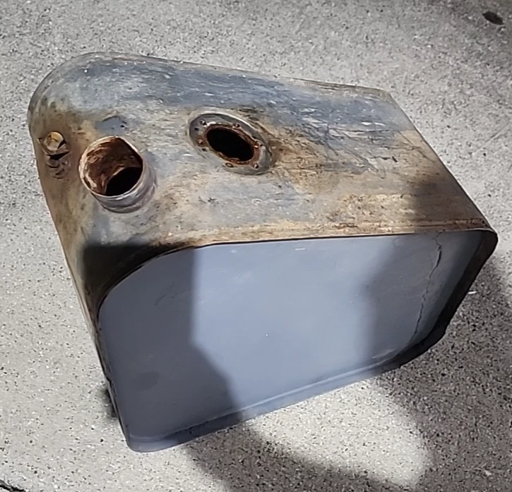 Original 1966-71 International Scout 800a Fuel Tank Left Drivers See descrip - Image 1 of 4