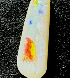 Gorgeous Multi Flashing Crystal Opal. All Colors. 6.50 Carats . Very Nice ! - Picture 1 of 5