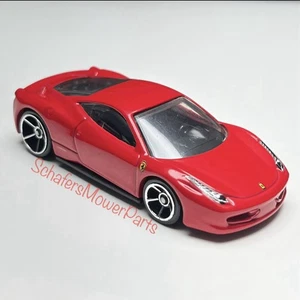 2010 Hot Wheels Basic 2010 New Models Ferrari 458 Italia #34/44 Red - Picture 1 of 4