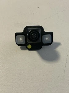 2024 Toyota RAV4 / RAV4 Prime Cámara de Vista Trasera Ensamblaje de Estacionamiento OEM 867B0-42111 - Imagen 1 de 8