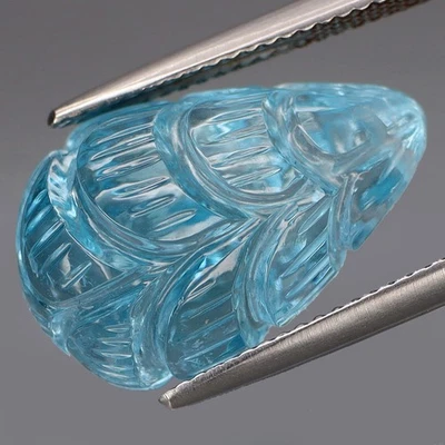 ENORME Topacio Azul Suizo Brasil Briolette Talla 21.92Ct. Color Deslumbrante (Perforado) Foto 1 de 4