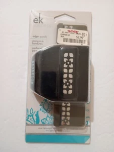 EK Success Retro Flower Edger Punch - 54-40095 - Picture 1 of 3