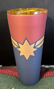 Corkcle Marvel Capitana Marvel 24 oz. Vaso aislante de acero inoxidable con tapa - Imagen 1 de 4