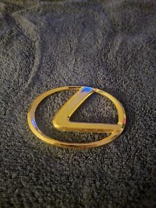 Lexus emblem/logo/badge
