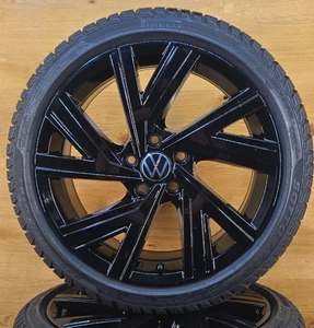 4x Original VW Golf 8 GTE GTI R GTD Winterräder 18 Zoll Bergamo 5H0601025AE - Bild 1 von 10