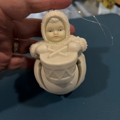 Adorno Snowbaby Dept 56 Little Drummer Jinglebaby de colección Foto 1 de 4