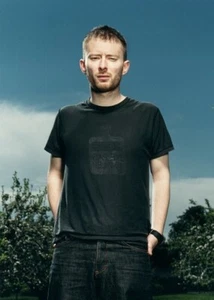 Radiohead Unsigned 7" x 5" Photo - Rock band - Donation to Cancer Charity *1 - Imagen 1 de 1