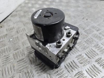 Bomba Abs Volvo V70 D3 Mk3 2007-2015 2.0 D5204T7 31329139 Foto 1 de 4