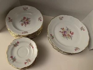 Rose Garden di Baum Brothers Wakrezych Polonia set piatti vintage fine Cina. - Foto 1 di 17