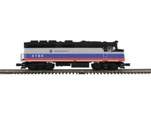 Metro North F40PH #4194 Item 30138037 - Picture 1 of 3