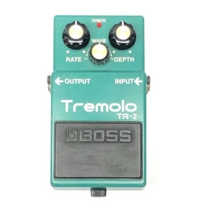 Boss TR-2 Tremolo Guitar Effect Pedal Used Japan - Picture 1 of 7