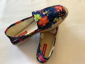 Women's Loafer Union Bay Fanny-U Navy Tropical Slip On - US Size 9.5 M - Picture 1 of 3