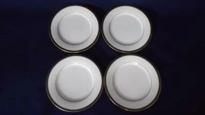 BOOTS HANOVER GREEN 6 1/2" SIDE PLATES X 4 UNUSED - EXCELLENT - Image 1 of 3