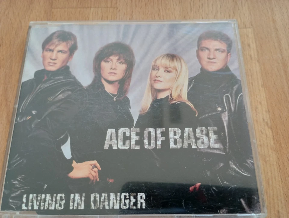 ACE OF BASE - LIVING IN DANGER, Orig.Maxi Single CD, sehr gut - Bild 1 von 2