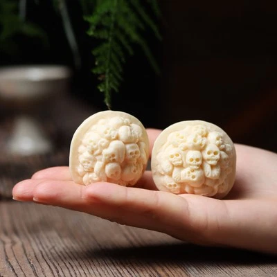 Bola tallada calavera nuez de tagua madera maciza masaje juguete de salud unisex regalo de mano Foto 1 de 4