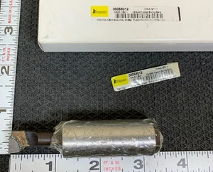 Barra alesatrice 1-1/8" profondità massima R.H. gambo 3/4" dia C2 punta in carburo 3-1/8 OAL - Foto 1 di 2