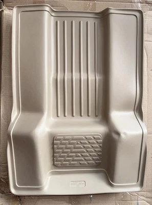 Alfombrilla Husky Weatherbeater Fit 07-10 Escalade, Tahoe & Yukon Walkway, 1 pieza bronceada Foto 1 de 4