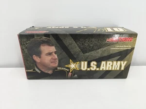 Acción 1:24 Joe Nemechek #01 Ejército de Estados Unidos 2004 Chevy Monte Carlo NASCAR Diecast - Imagen 1 de 9