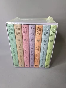 The Beth Moore Collection 7 Book Set Hardcover Christian Books New Sealed - Imagen 1 de 8