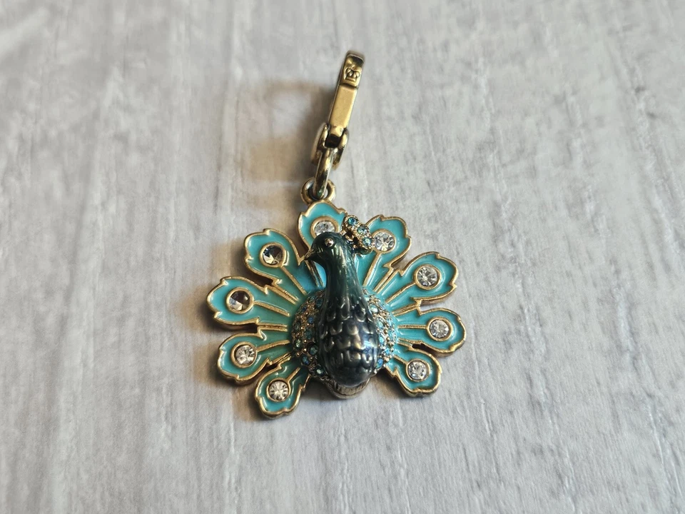 ❤️Juicy Couture Show Off Peacock Charm - Image 1 of 4
