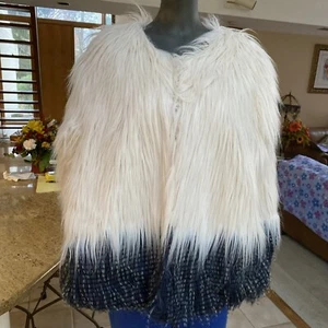 Woman Size Faux Fur By JouJou 2x NWT - Picture 1 of 5