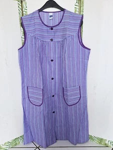 DAMEN BLUSE / SCHÜRZE GR. 50 HAUSARBEIT ODER ANDERE - Bild 1 von 4