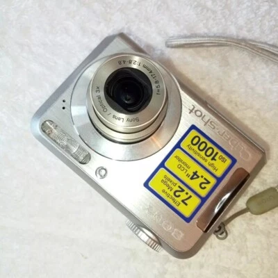 Sony Cyber-shot DSC-S700 7.2MP 3X Optical Zoom CCD Digital Camera - 100% Working - Image 1 of 4