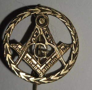 Antique Solid Yellow Gold Freemasonry Masonic C Clasp Pin - Picture 1 of 4
