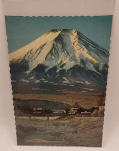 Monte Fuji da Oshino, cartolina tardo autunno Parco Nazionale Fuji-Hakone-Izu - Foto 1 di 2
