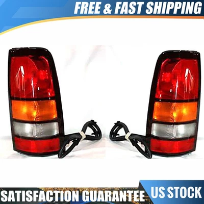 Conjunto de luces traseras izquierda derecha 2 piezas Tyc para GMC Sierra 1500 2004 2005 2006 Foto 1 de 4