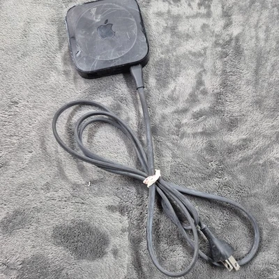 Apple TV 3rd Gen A1469 Streaming Media Player 1080p HDMI Optical Audio w/ Cord - Image 1 of 4